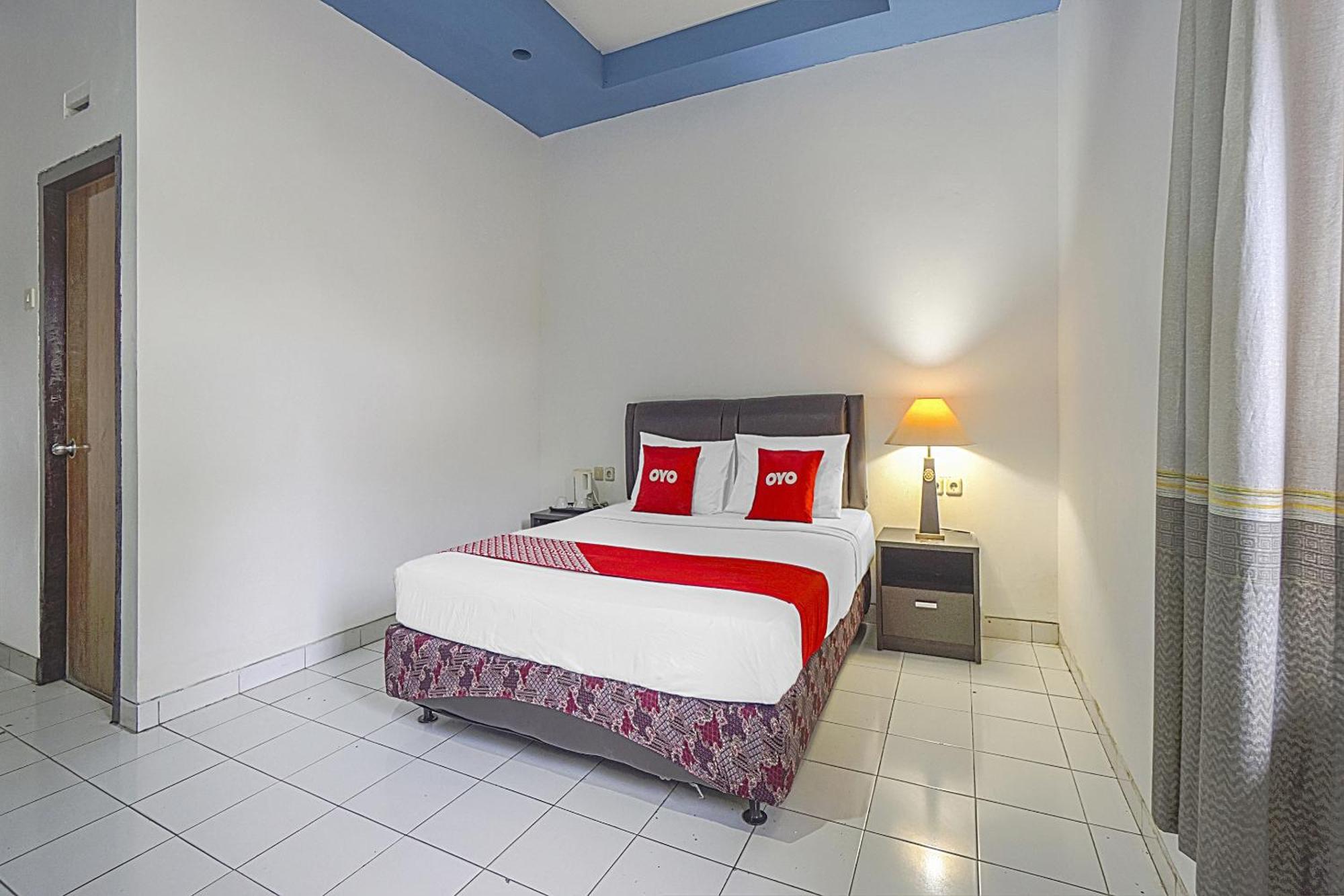 Oyo Life 90589 Palem Garden Hotel Tulungagung Exterior foto