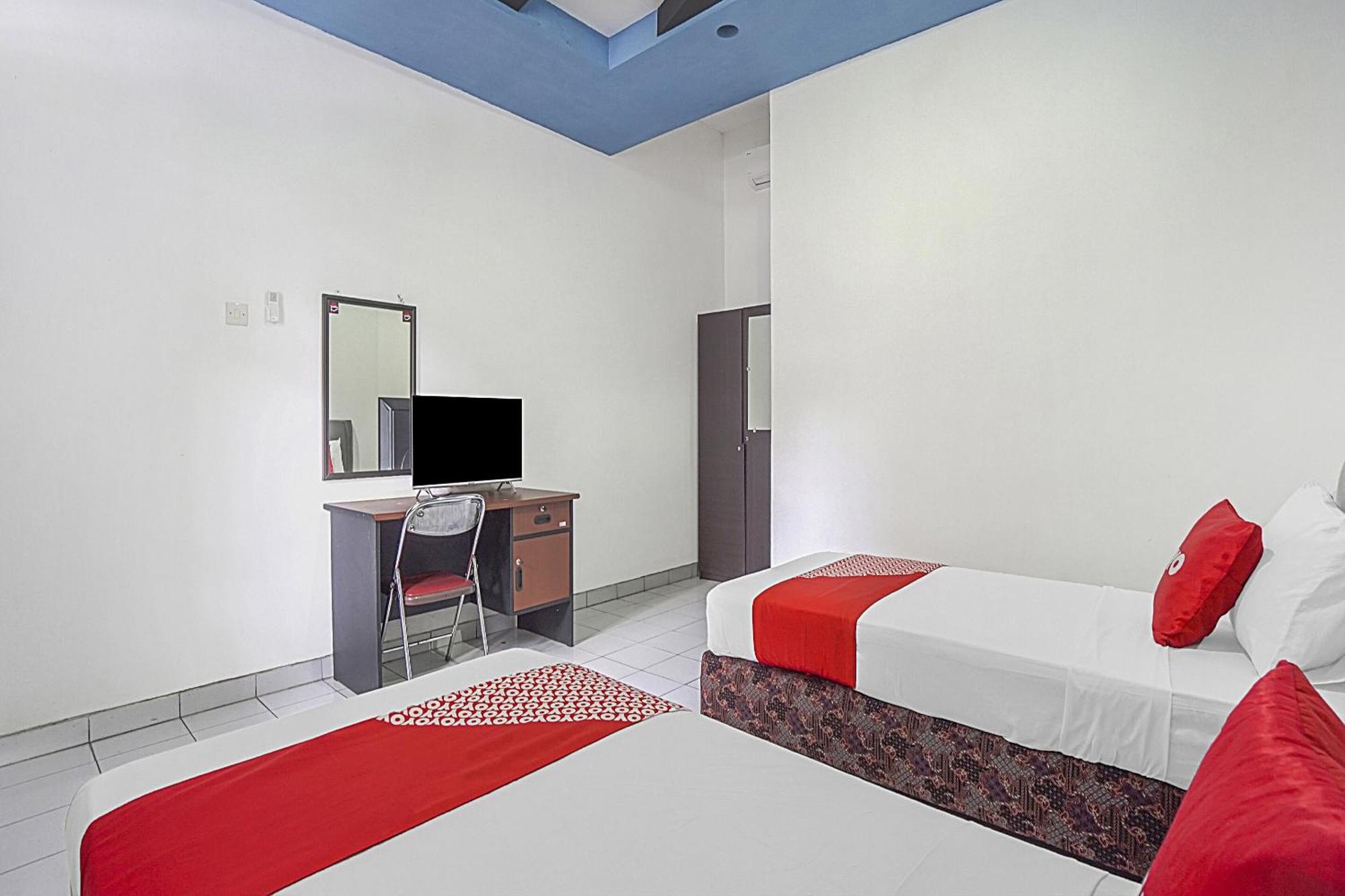 Oyo Life 90589 Palem Garden Hotel Tulungagung Exterior foto