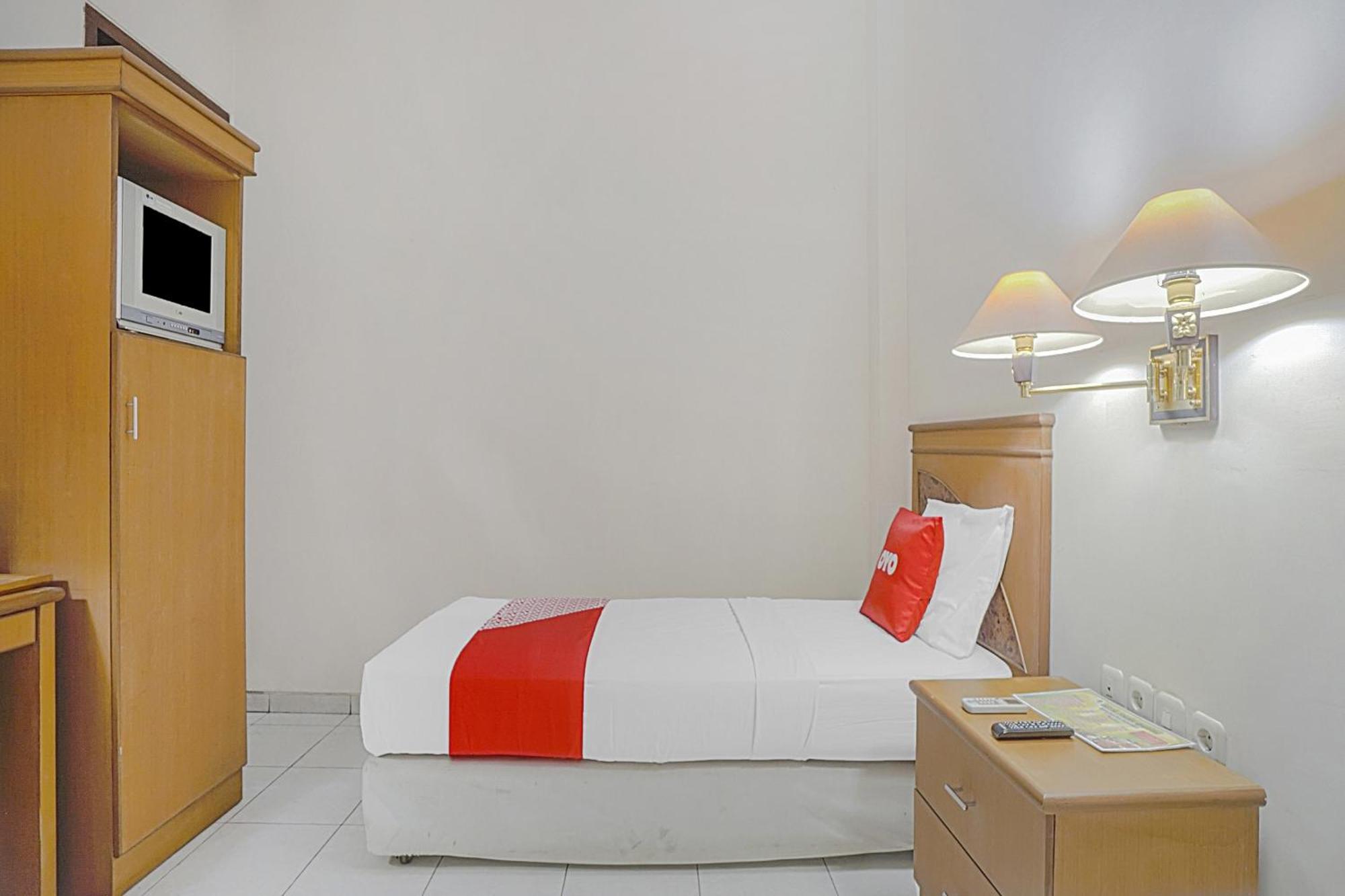 Oyo Life 90589 Palem Garden Hotel Tulungagung Exterior foto
